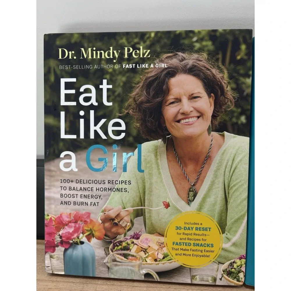 Eat Like a Girl 100+ Delicious Recipes to Balance Hormones Fast Like A‎ Girl Set